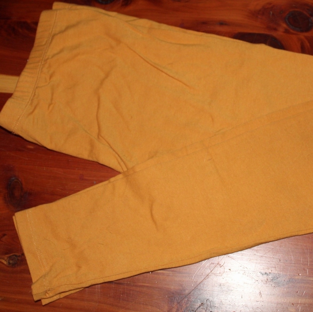 Mustard yellow leggings